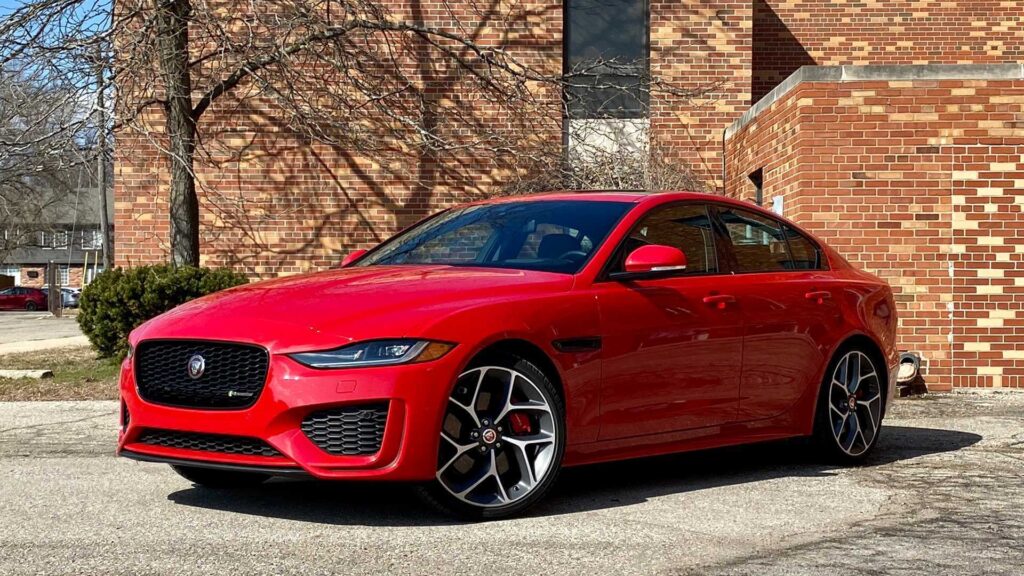 Jaguar XE Luxury Cars Under 40K