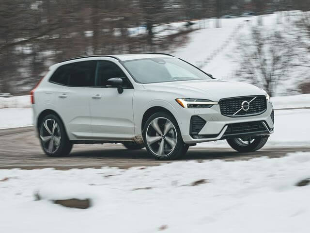 Volvo XC60 Best Small SUVs Off-Road 