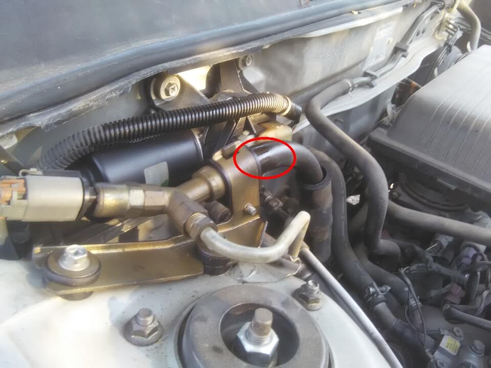 Steering Fluid Leaking Onto The Engine Or Pavement