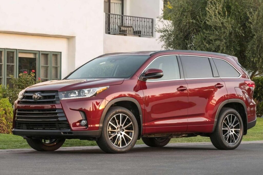 Third-generation Of Toyota Highlander (2014-2019)