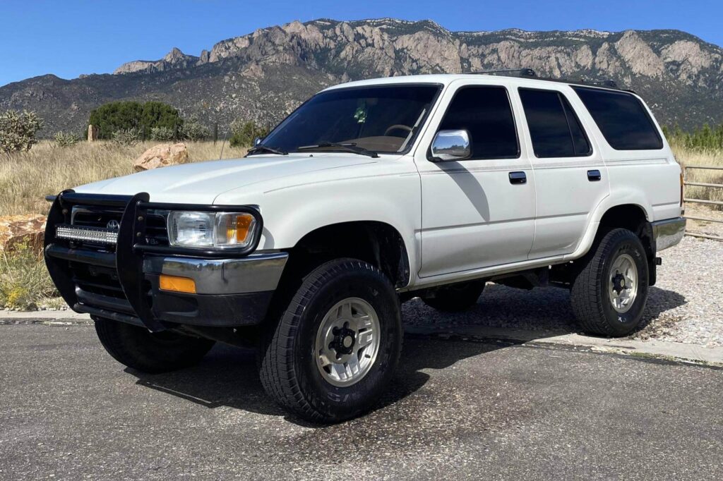 Toyota Pickup SR5